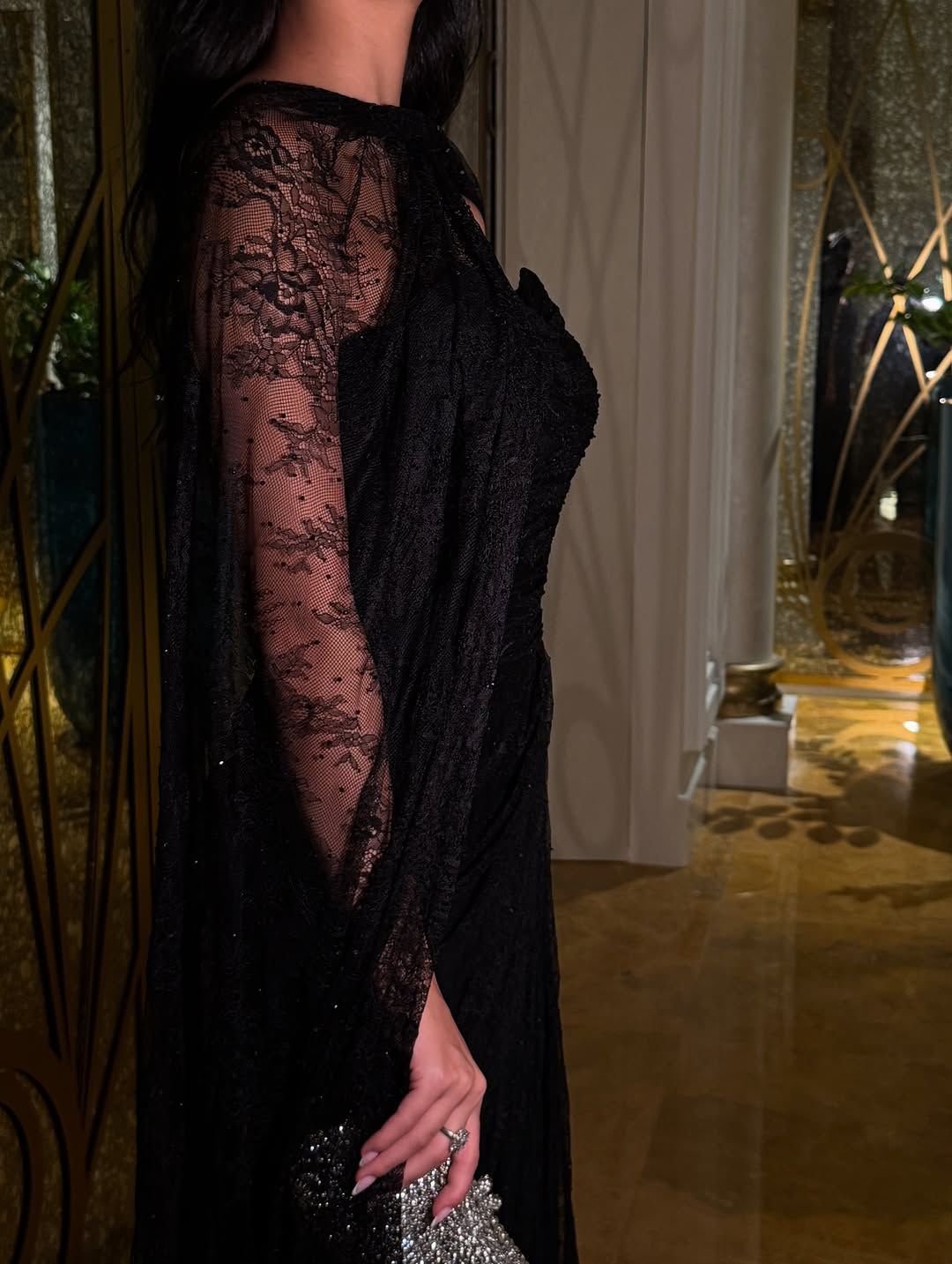 🖤 فستان "أسرار الليل" بالدانتيل الأسود 🖤